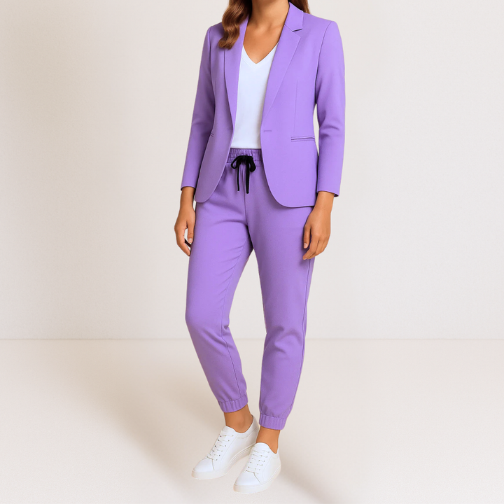Monique | Modern Elegance Comfortable Set